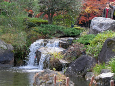 Une cascade du Shinshoji Tempel